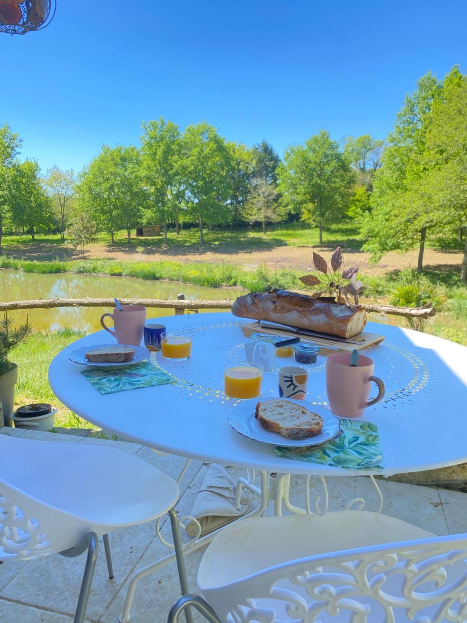 La Bastide Bed & Breakfast Armous-et-Cau Exterior photo